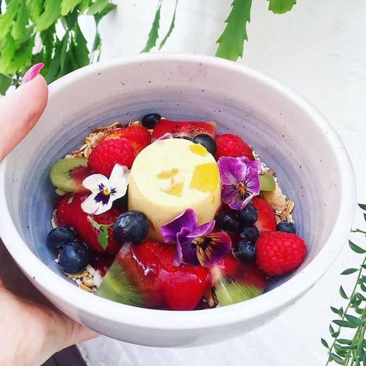 Indulge in Delectable Vegetarian Creations at Le Clec Cafe & Restaurant.